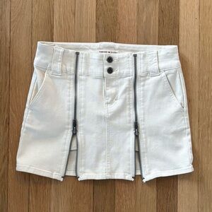 Vintage Y2K Tommy Jeans Mini Skirt with Zippers Size 5 Preppy 2004 Rave